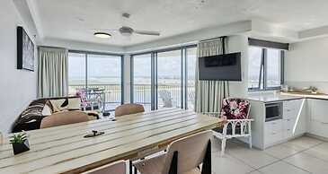 Centrepoint Holiday Apartments