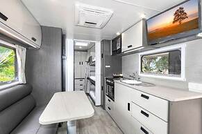 Reflections Seal Rocks - Holiday Park