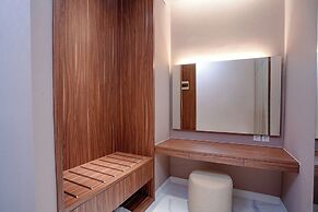 The ZHM Premiere DH Grand Zuri Padang