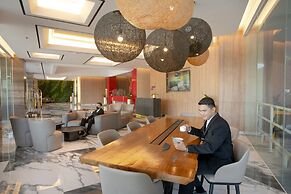 The ZHM Premiere DH Grand Zuri Padang