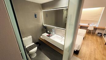 The ZHM Premiere Padang