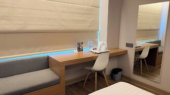 The ZHM Premiere Padang