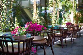 Palace in Moon Beach