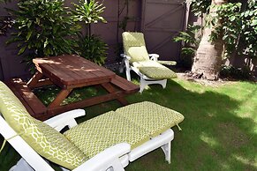 Coral Sands Apartments