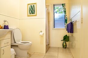 Coral Sands Apartments