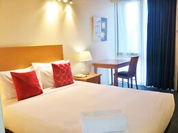 Parkwood Motel and Apartments