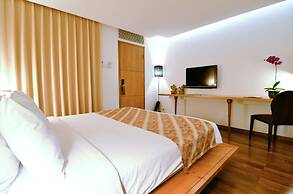 Gumilang Regency Hotel By Gumilang Hospitality