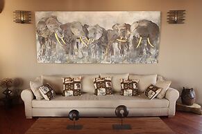 Ecoscience Center & Luxury Lodge