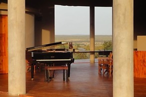 Ecoscience Center & Luxury Lodge