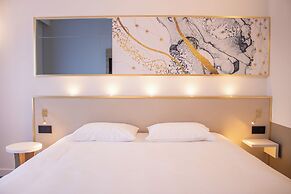 Brit Hotel Cahors - Le Valentré