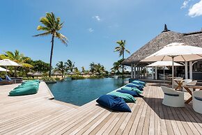 Radisson Blu Azuri Resort & Spa