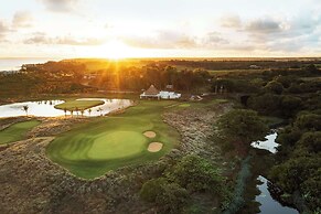 Radisson Blu Azuri Resort & Spa