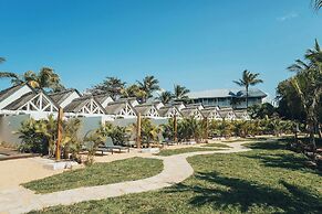 Radisson Blu Azuri Resort & Spa