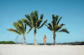 Radisson Blu Azuri Resort & Spa