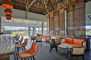 Radisson Blu Azuri Resort & Spa