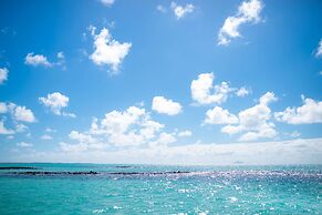 Radisson Blu Azuri Resort & Spa