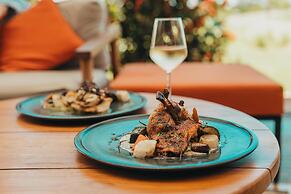 Radisson Blu Azuri Resort & Spa