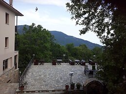 Manthos Mountain Resort & Spa