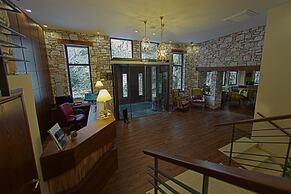 Manthos Mountain Resort & Spa