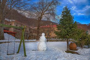 Manthos Mountain Resort & Spa