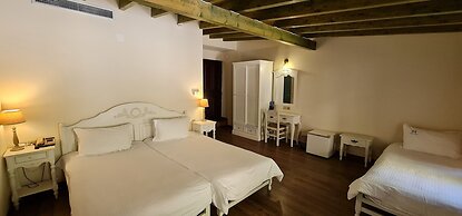 Manthos Mountain Resort & Spa