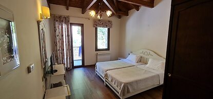 Manthos Mountain Resort & Spa