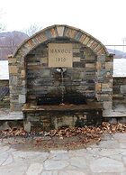 Manthos Mountain Resort & Spa