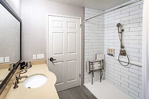 Best Western Plus Stevenson Manor