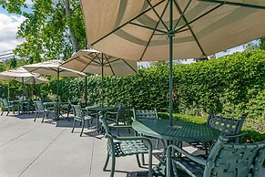Best Western Plus Stevenson Manor