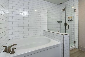 Best Western Plus Stevenson Manor