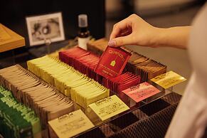 Kobe Motomachi Tokyu REI Hotel