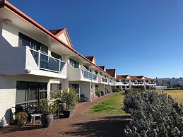 Harbour View Motel on Ahuriri Beach in Napier NZ with sea view suites