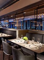 Humble House Hotel Taipei, Curio Collection by Hilton