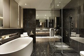 Humble House Hotel Taipei, Curio Collection by Hilton