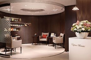 Humble House Hotel Taipei, Curio Collection by Hilton