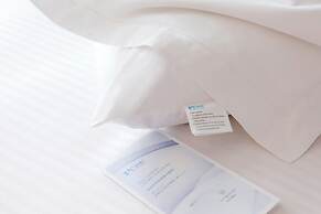 Humble House Hotel Taipei, Curio Collection by Hilton