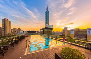 Humble House Hotel Taipei, Curio Collection by Hilton