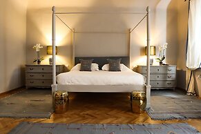 Al Palazzo del Marchese di Camugliano