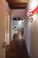 Al Palazzo del Marchese di Camugliano