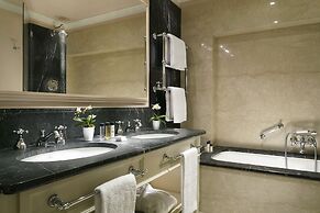 Al Palazzo del Marchese di Camugliano