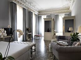 Al Palazzo del Marchese di Camugliano