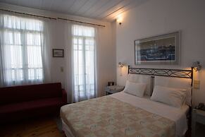 Nostos Hotel