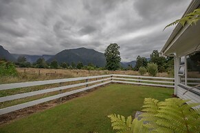 Mt Cook View Motel - Fox Glacier