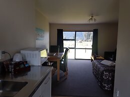 Mt Cook View Motel - Fox Glacier