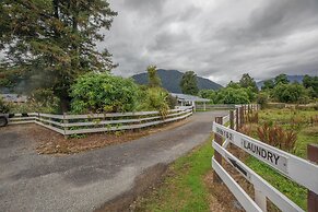 Mt Cook View Motel - Fox Glacier