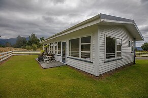 Mt Cook View Motel - Fox Glacier