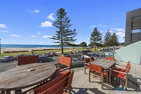 The Pavilions Beachfront Apartments