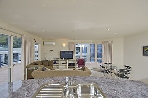 The Pavilions Beachfront Apartments
