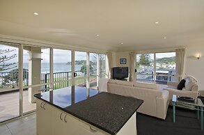 The Pavilions Beachfront Apartments