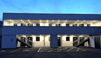 Fiordland Lakeview Motel and Apartments